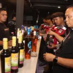 razia tempat karaoke