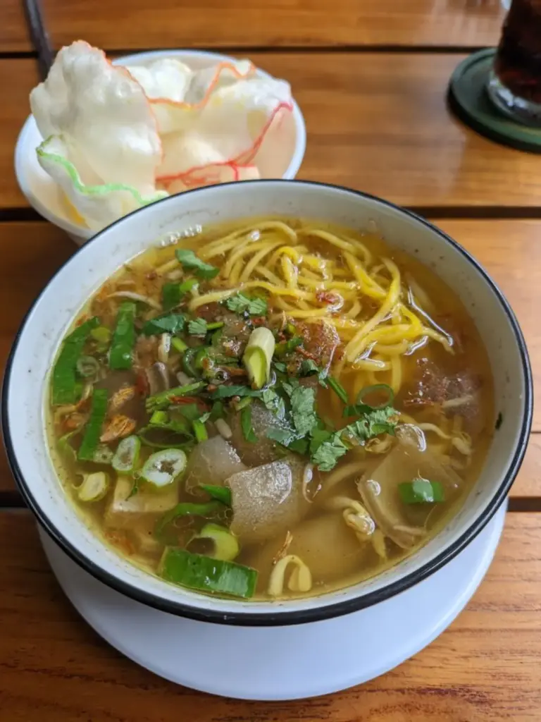 Mie kocok di bandung