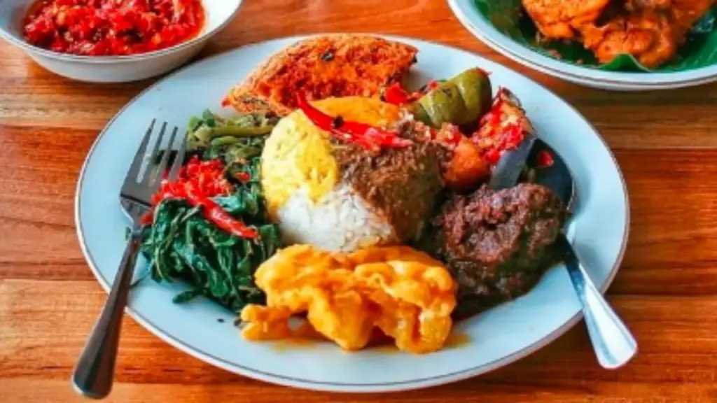 Rekomendasi Nasi Padang Harga Mahasiswa di Cirebon